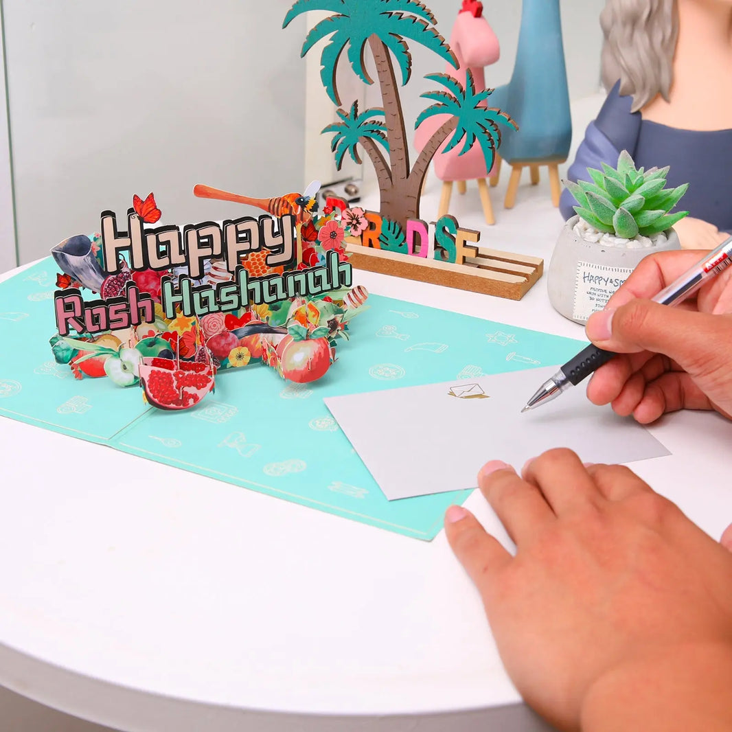Celebrate-the-Jewish-New-Year-with-a-Unique-Happy-Rosh-Hashanah-Pop-Up-Card Magic Ants