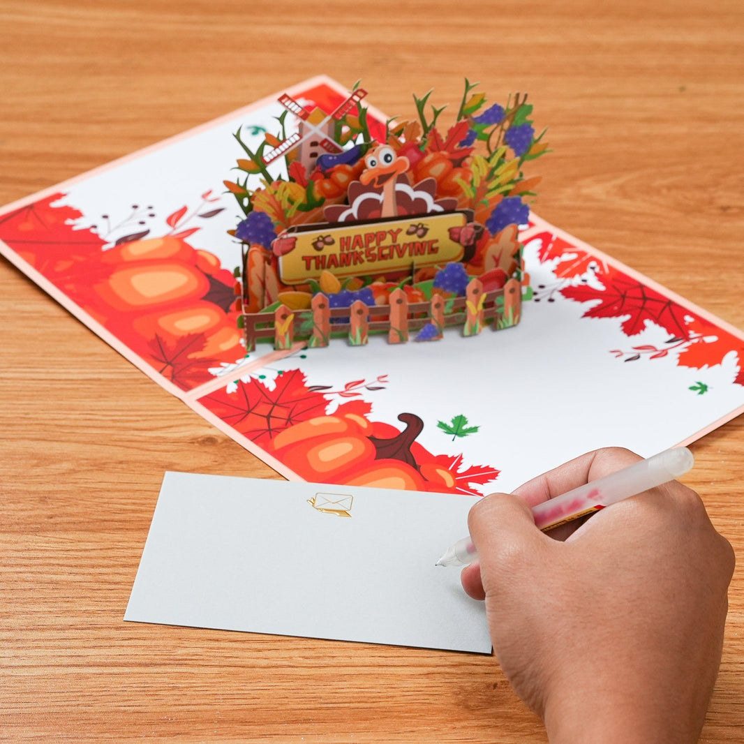 Thanksgiving Day Pop-up Card Messages: 10 Unique Notes to Write Inside